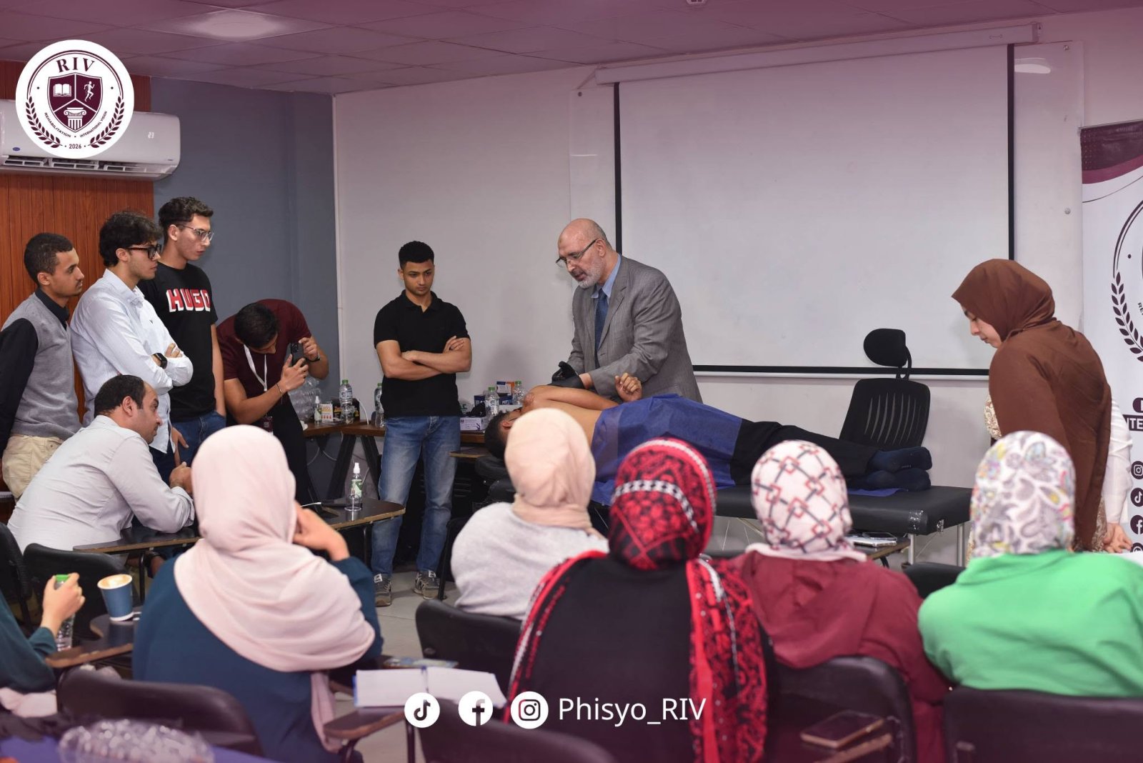 الدكتور أمير صالح ضمن PhysioRIV.. تدريب متقدم على الحجامة الرطبة يجمع العلم والتطبيق